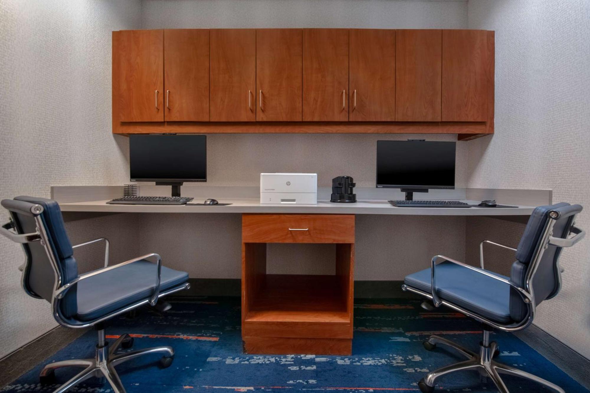 Hampton Inn & Suites Harvey Exteriér fotografie
