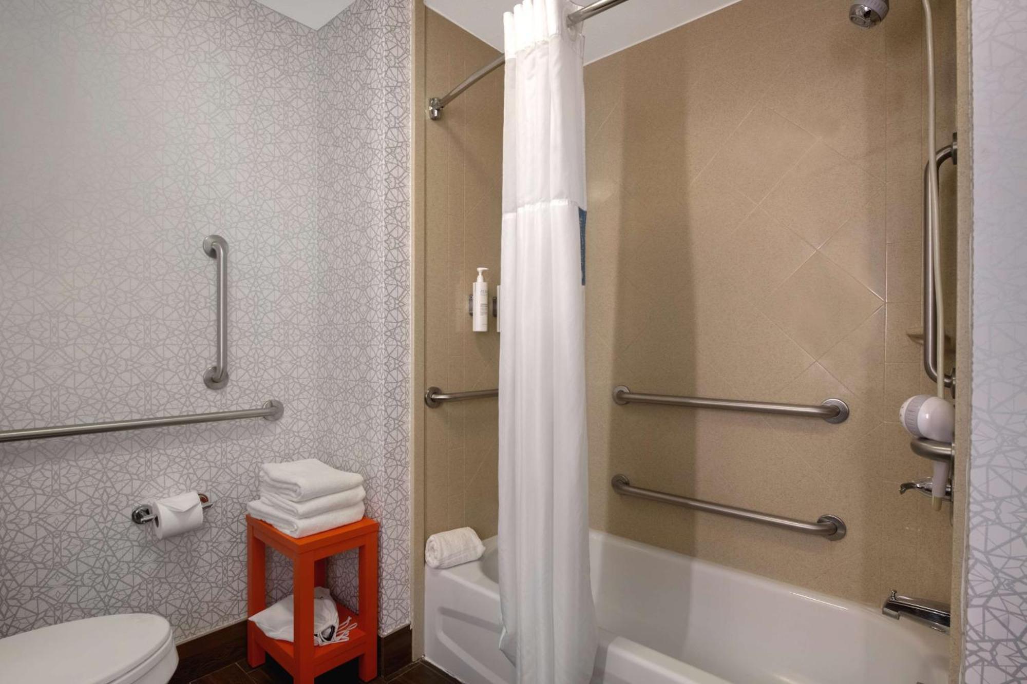 Hampton Inn & Suites Harvey Exteriér fotografie