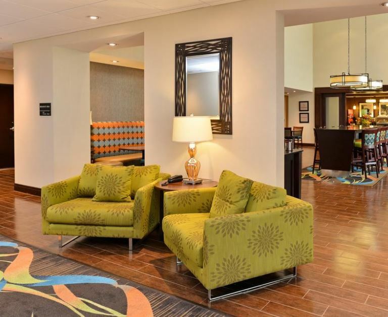 Hampton Inn & Suites Harvey Exteriér fotografie