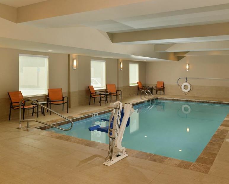 Hampton Inn & Suites Harvey Exteriér fotografie